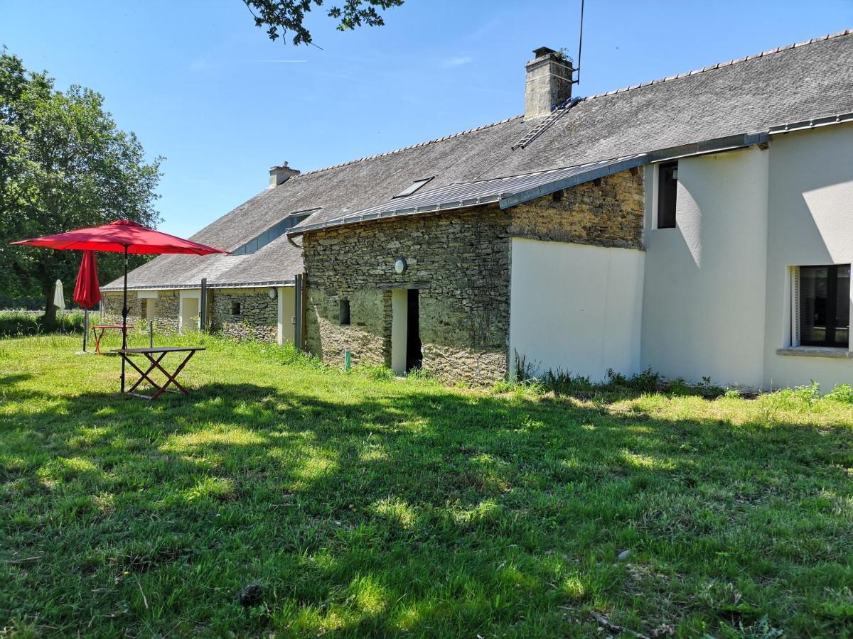 La Galnais Villa Ploërmel Екстериор снимка
